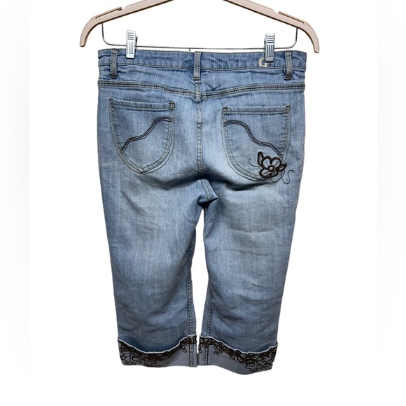Y2K Embroidered Denim Capri 10T - Picture 2 of 4